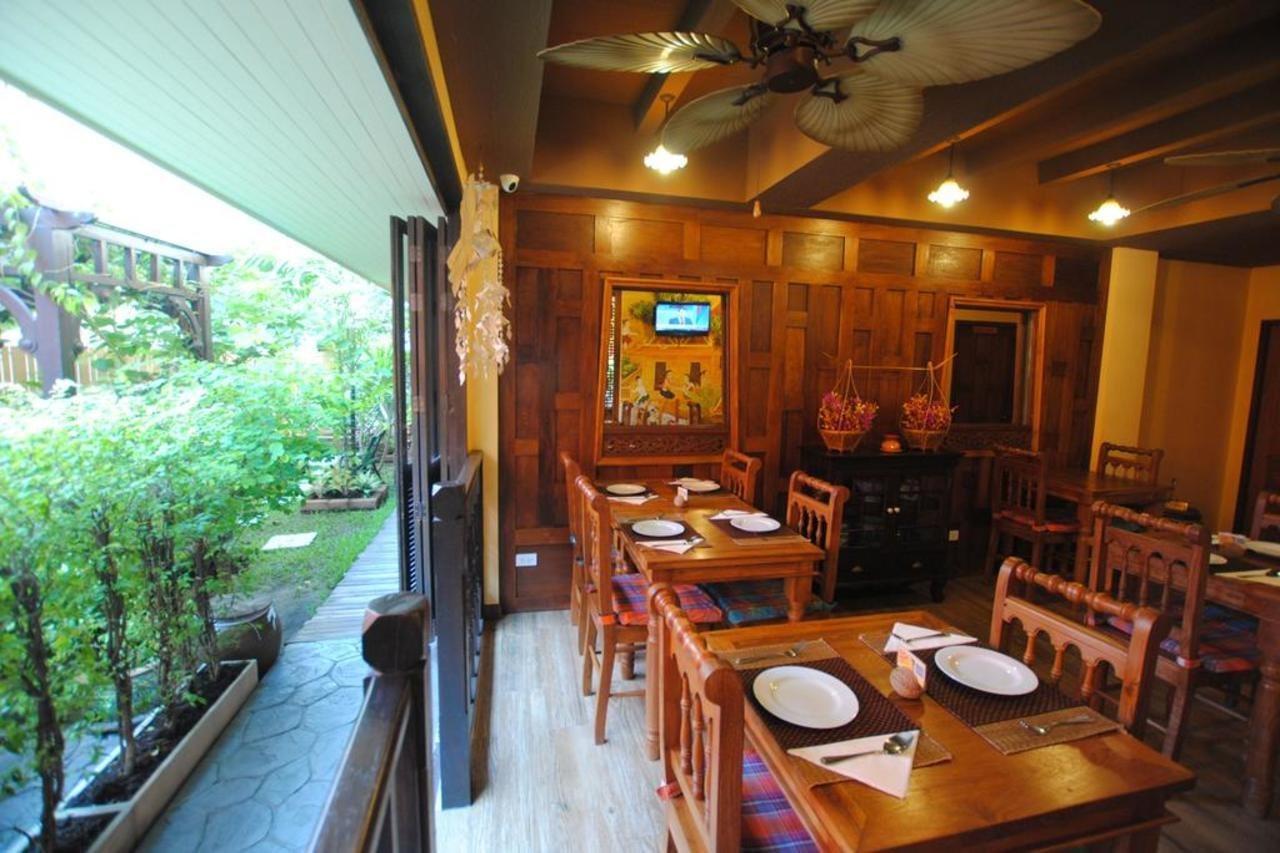 Focal Local Bed & Breakfast Bangkok Eksteriør billede
