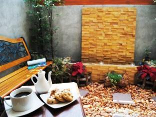 Focal Local Bed & Breakfast Bangkok Eksteriør billede